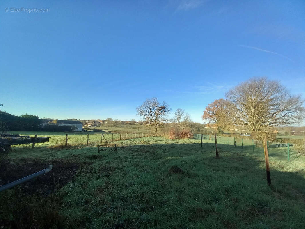 Maison de campagne sur 1300 M2  58250 FOURS - photo 7