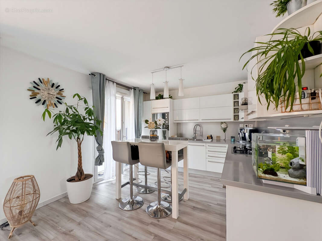 Maison 68 m² à Saint-Priest  - photo 3