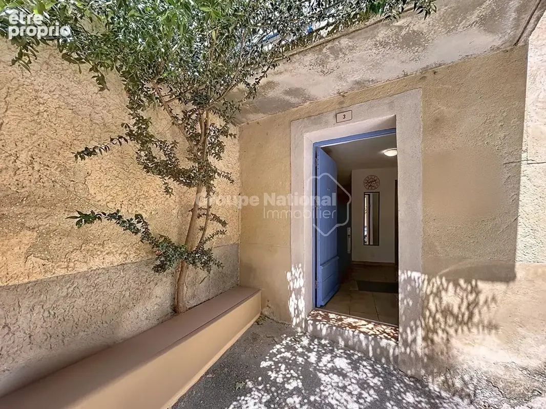 Caromb 120m2 habitables, 4 Chambres, une terrasse, un balcon - photo 2