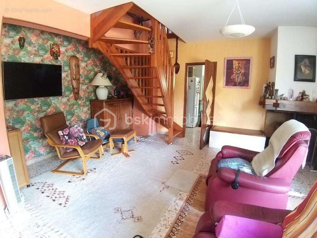 Maison à ONESSE-ET-LAHARIE