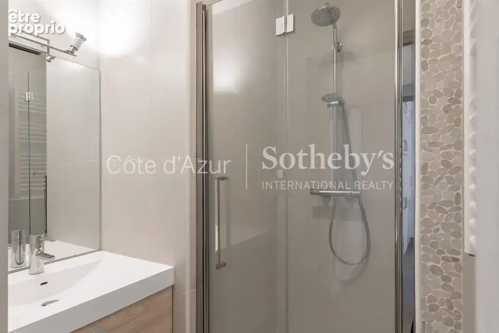 Nice Centre - Appartement 148 m² à rénover - photo 13