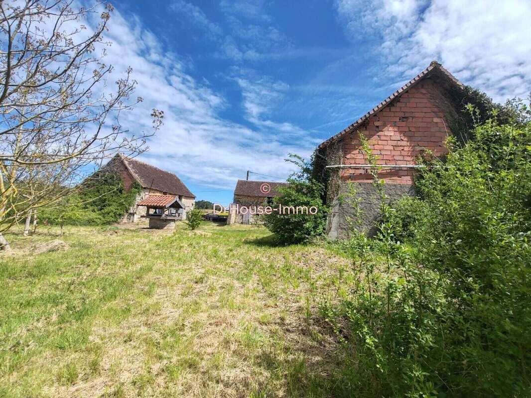 Maison à DANGE-SAINT-ROMAIN