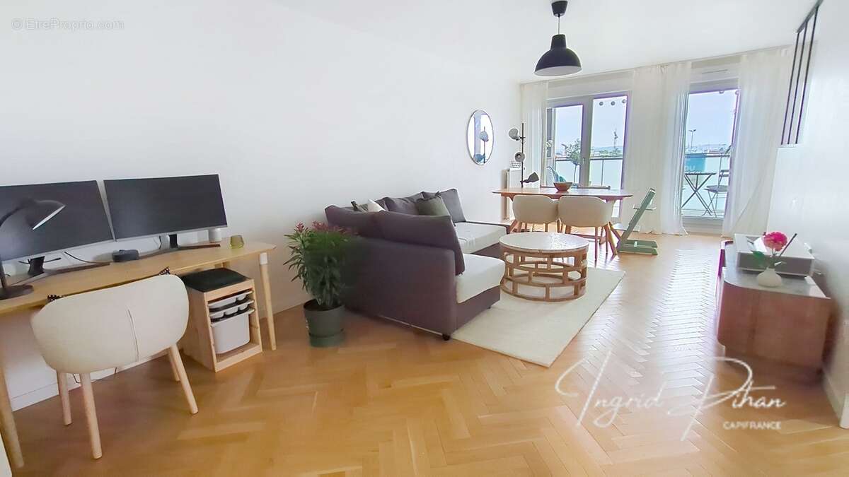 Apt 95m2 + BALCONS - PARKING - Cœur de Ville - BEZONS (95) - photo 3