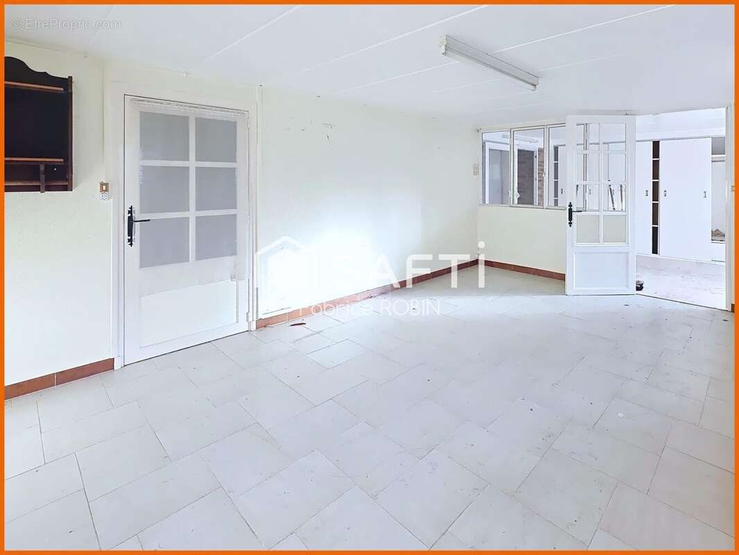 Photo 5 - Maison à ESTISSAC