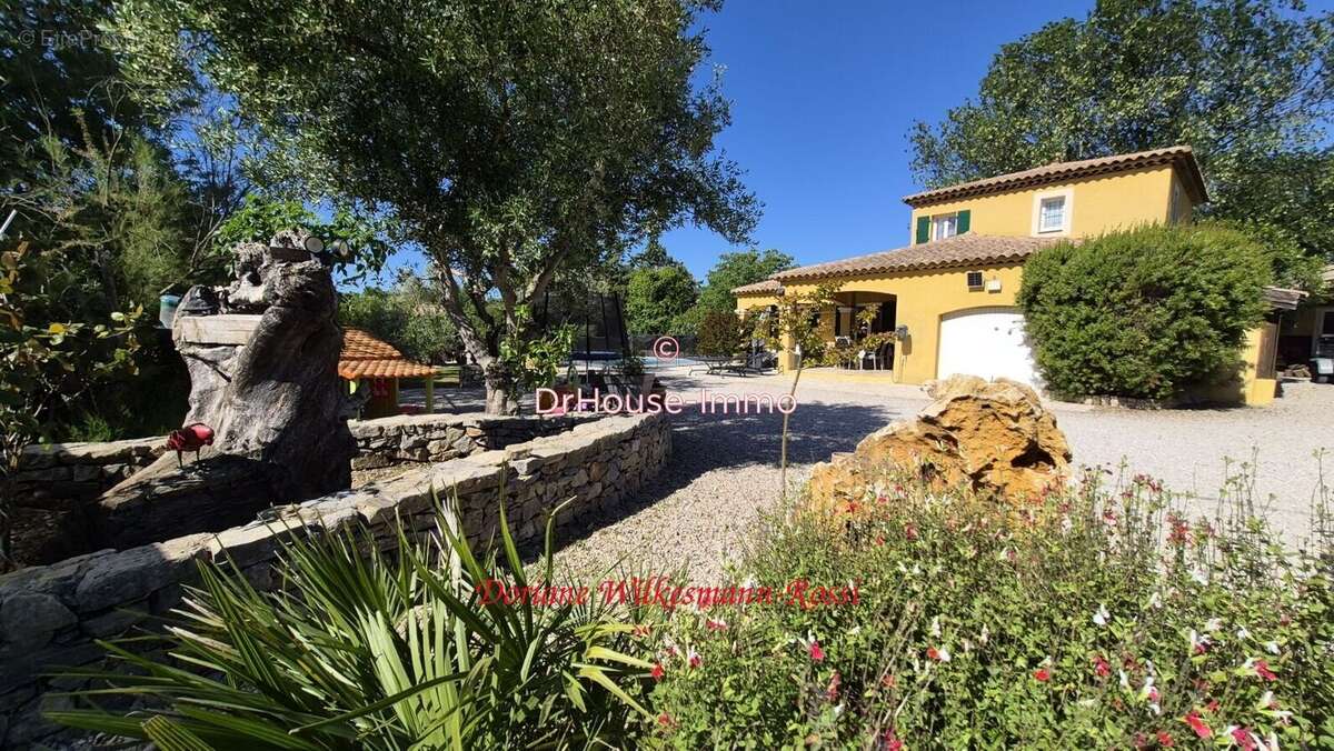 Maison 4 pièces 105 m² à vendre à Le Luc (83340) - photo 10