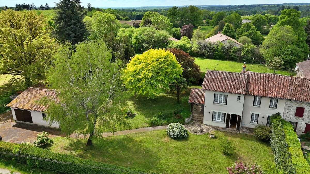 Maison de village 5p + Jardin + Garage - Calme et Campagne - photo 14