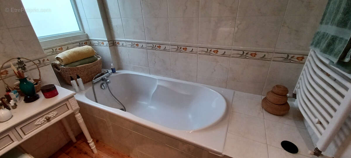 Maison à LE RELECQ-KERHUON