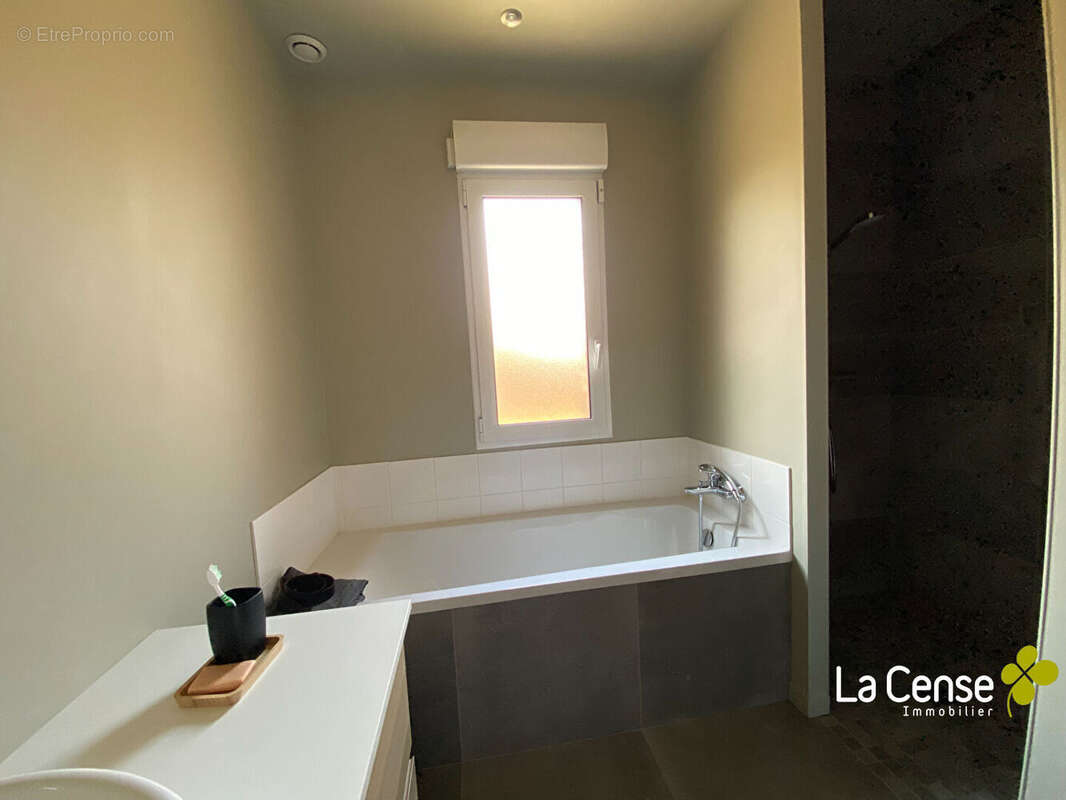 EXCLUSIVITE- LOUVIL- Semi plain pied individuel - photo 9
