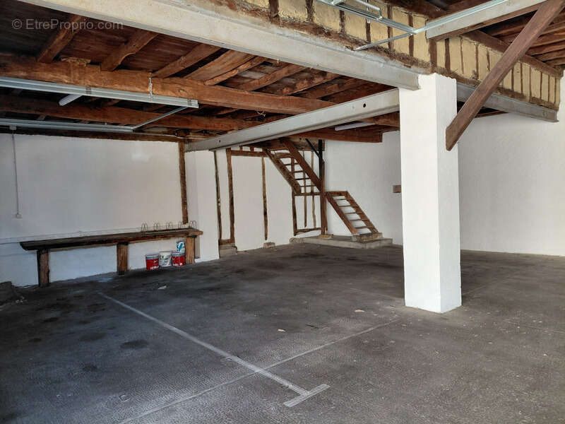 Fonds de commerce et murs à vendre MIRANDE (32) - Hôtel-Restaurant avec parking et logement de fonction - photo 26