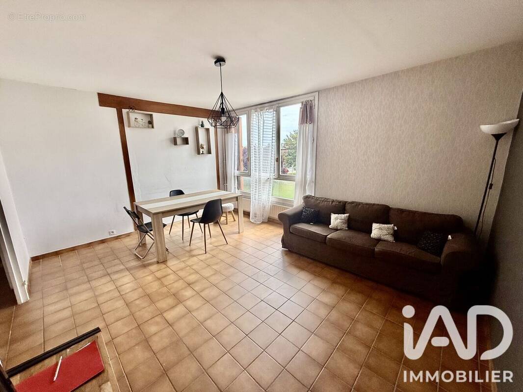 Photo 1 - Appartement à COMPIEGNE