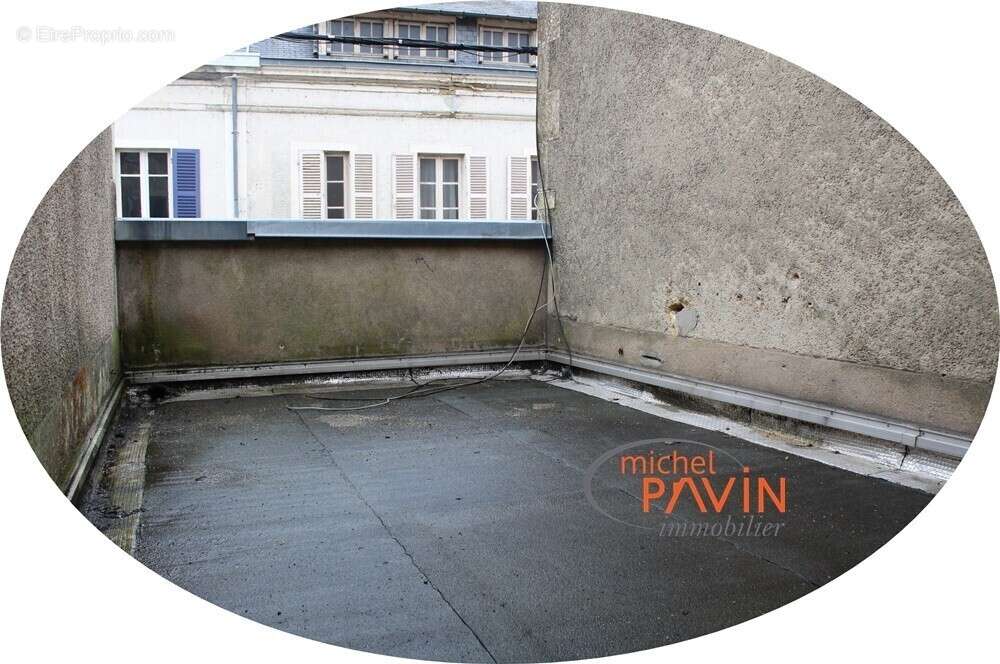 Appartement à LA GUERCHE-SUR-L'AUBOIS