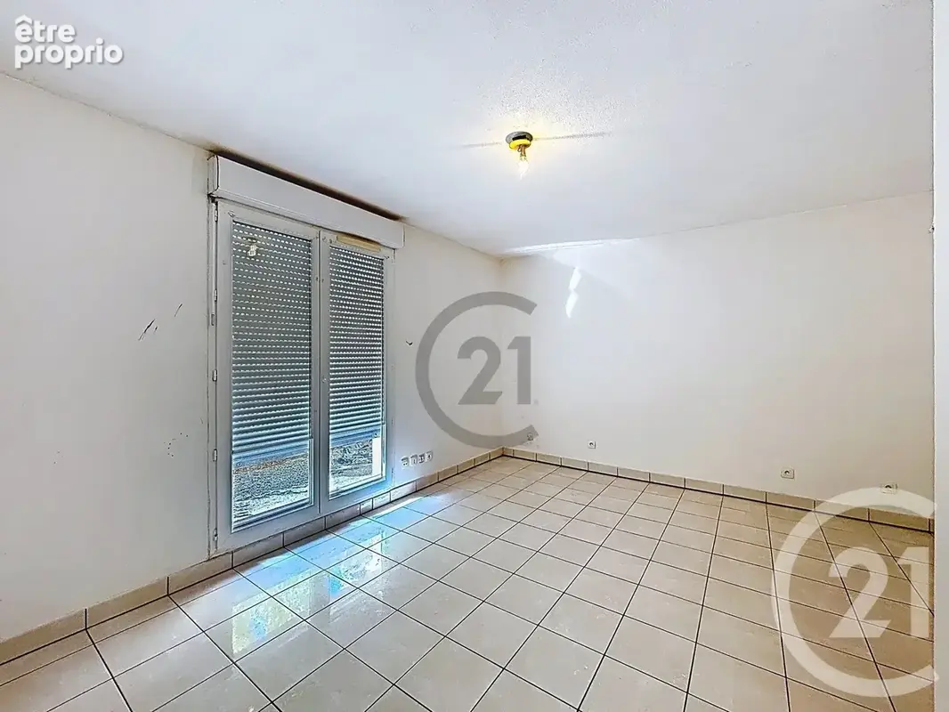 Appartement 2 pièces 41 m² à vendre à Provins (77160) - photo 2