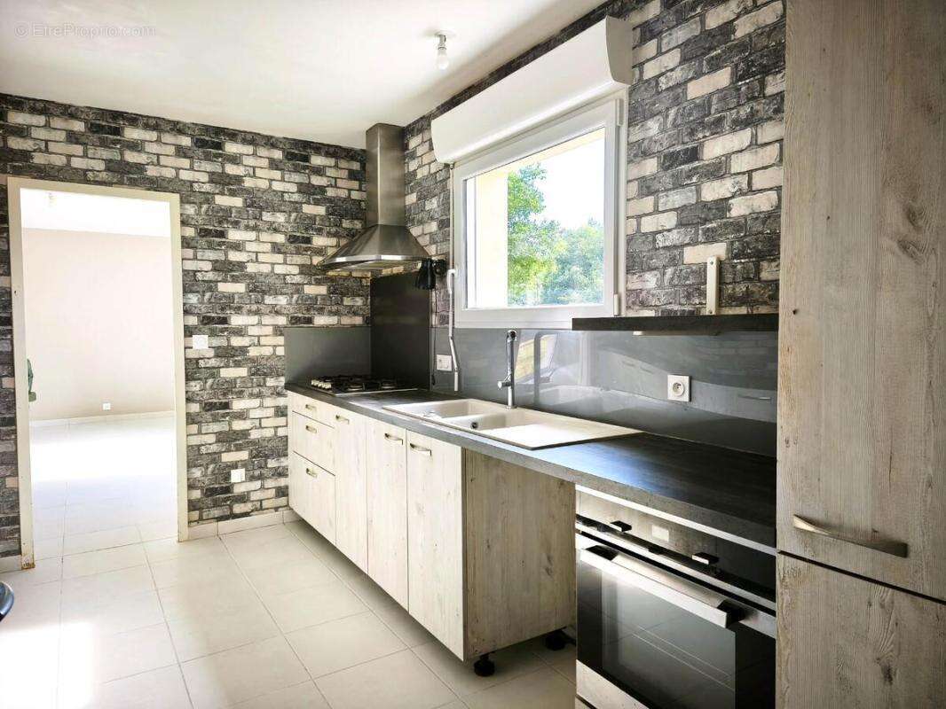 Maison 124 m² à Cournon  - photo 3