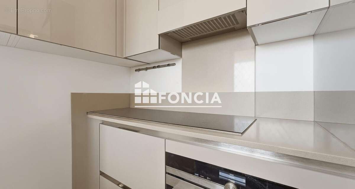 Appartement à VILLENEUVE-LOUBET