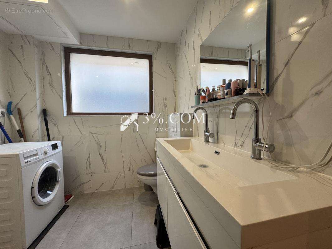 3%COM Beau F3 rénové au centre de MOMMENHEIM - photo 6