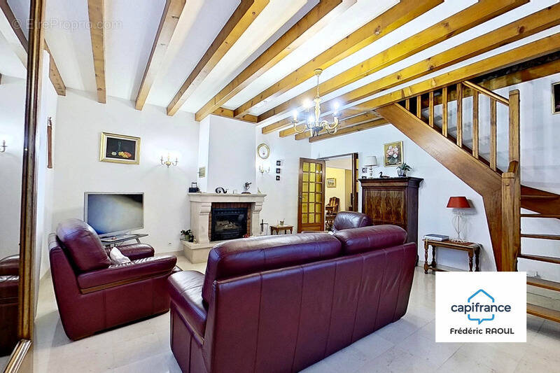 Maison à IS-SUR-TILLE