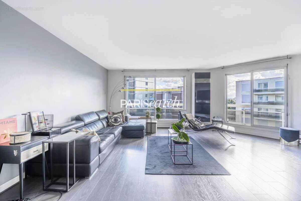 Appartement à LEVALLOIS-PERRET