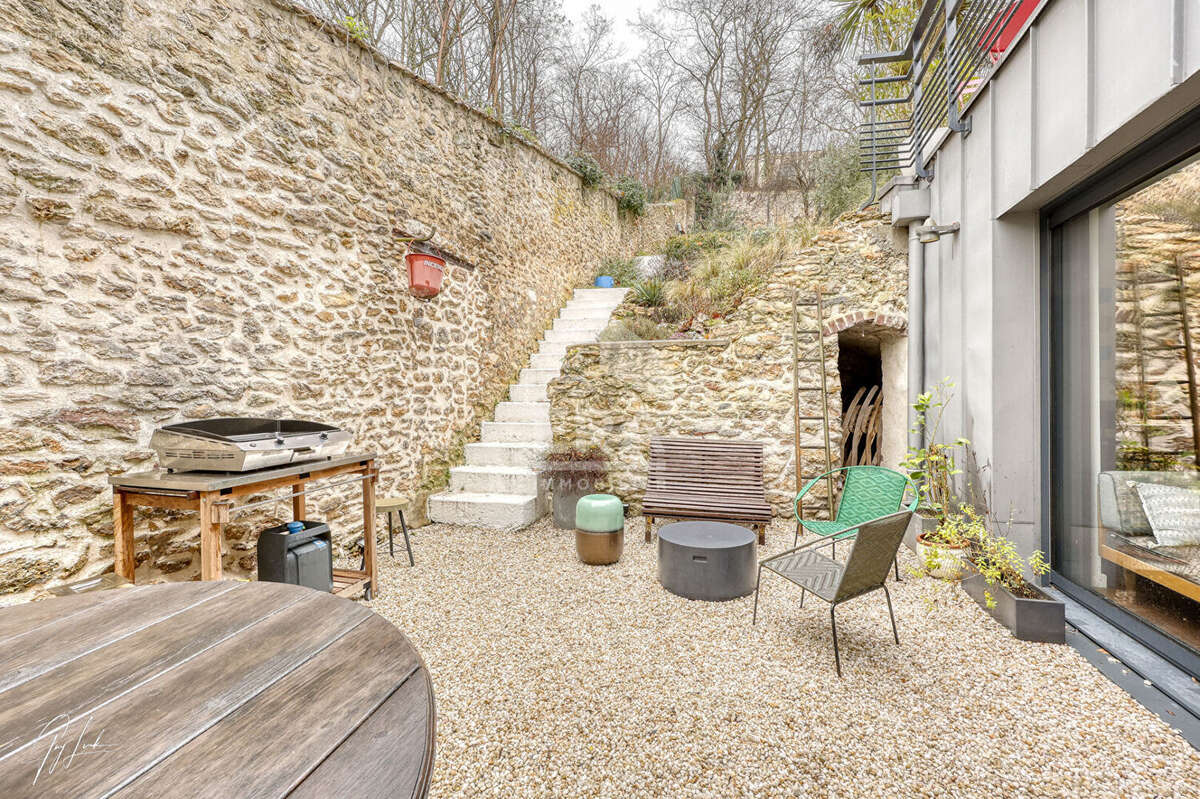 Maison à VILLE-D'AVRAY