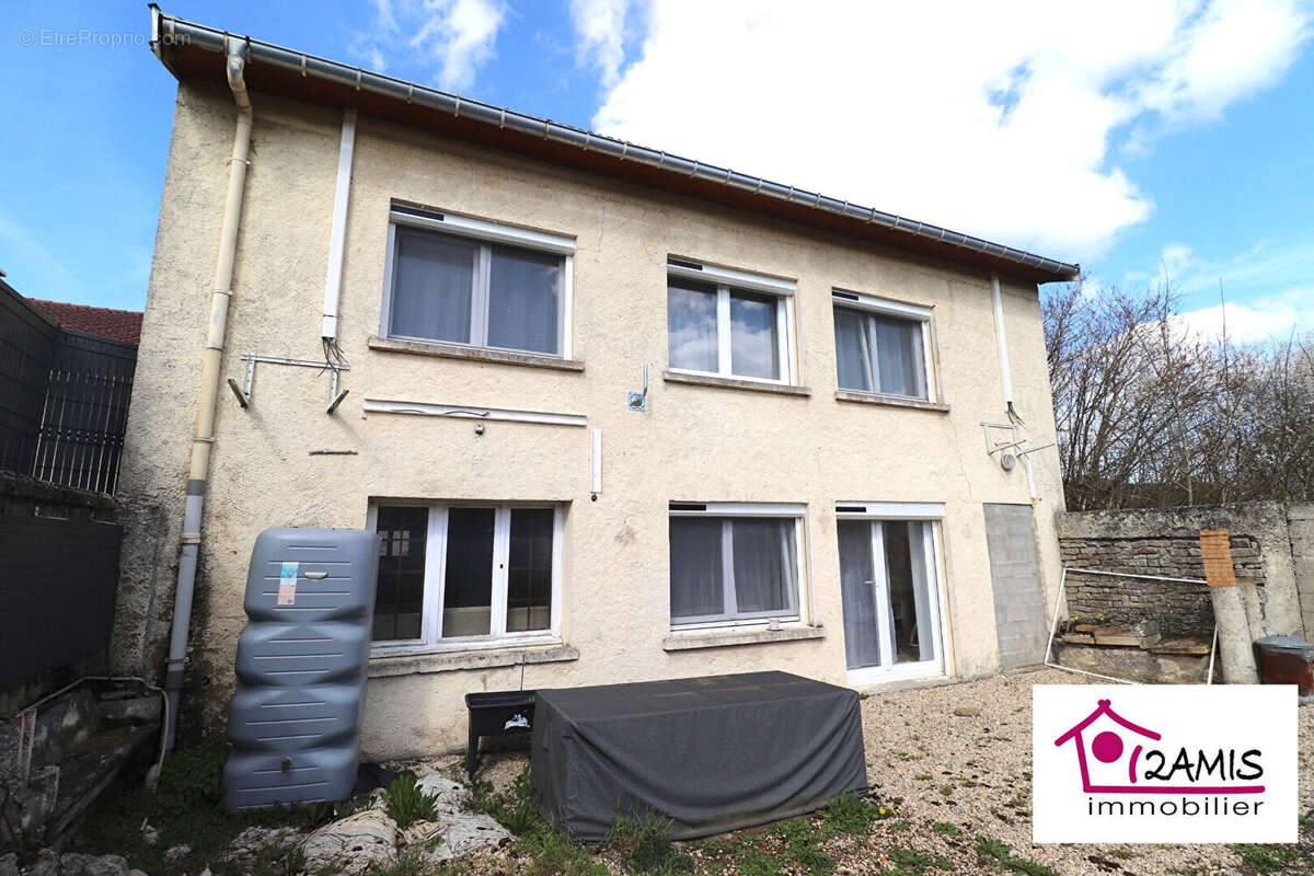 Maison à LEMAINVILLE