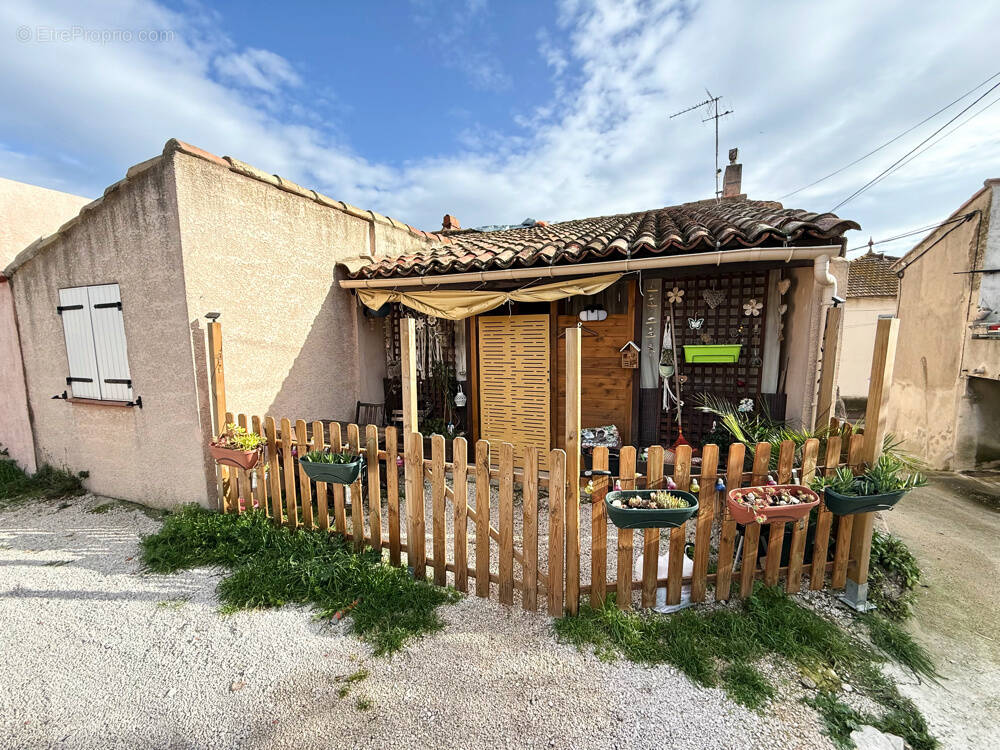 Appartement à LE ROVE