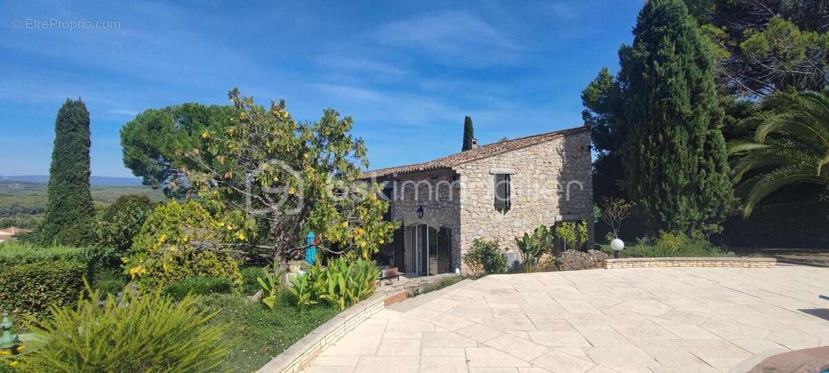 Maison à DRAGUIGNAN