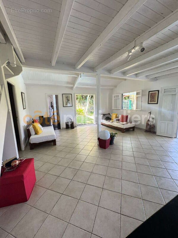 Maison à LE GOSIER