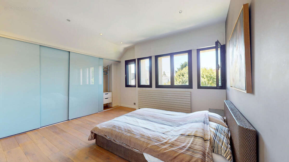 Maison à ENGHIEN-LES-BAINS