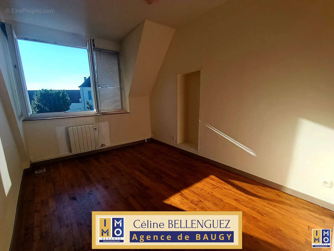 Maison à FARGES-EN-SEPTAINE