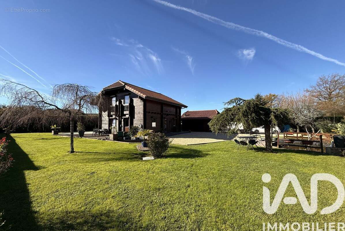 Photo 5 - Maison à JASSERON