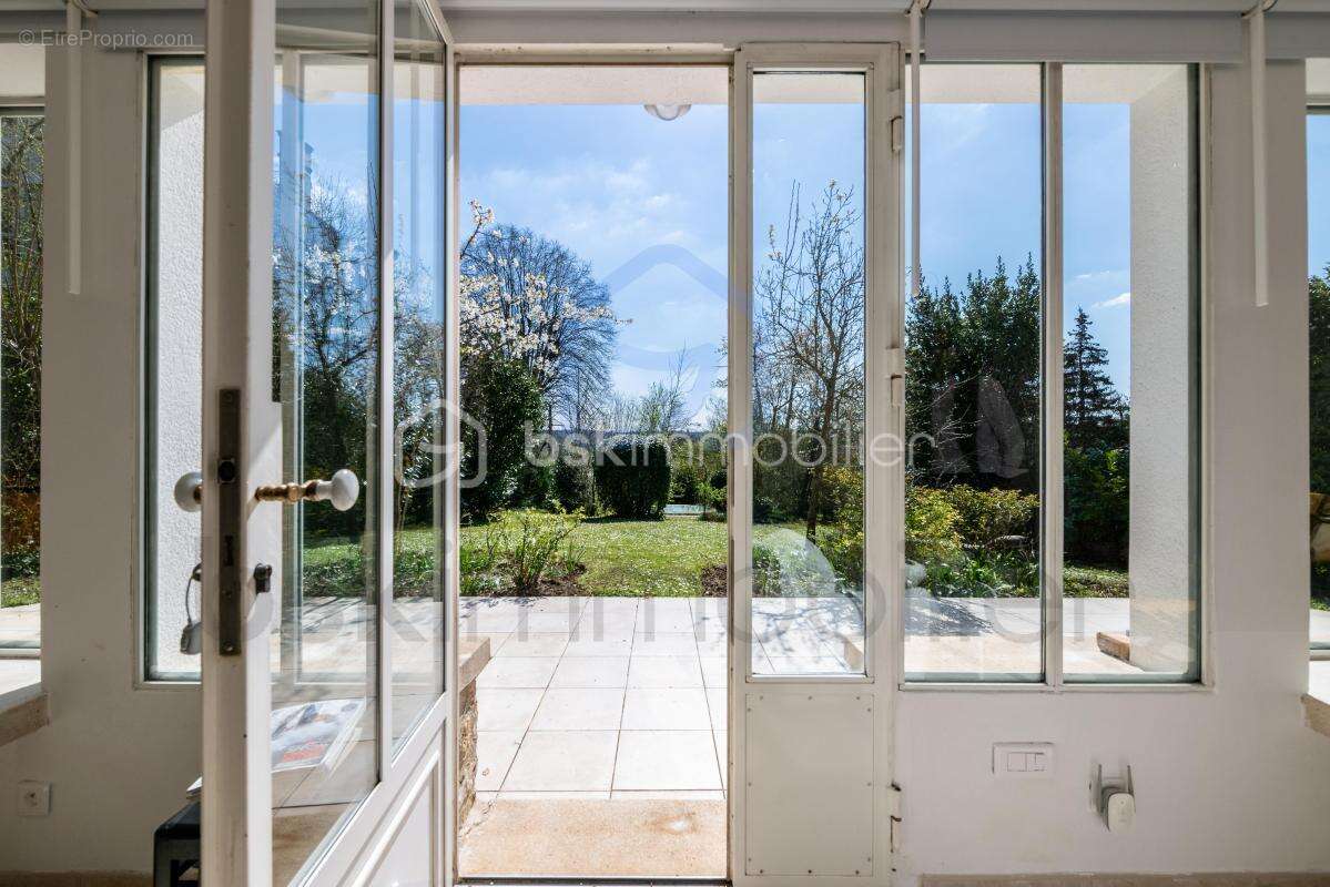Maison de charme - 261m² - 7 chambres - photo 23
