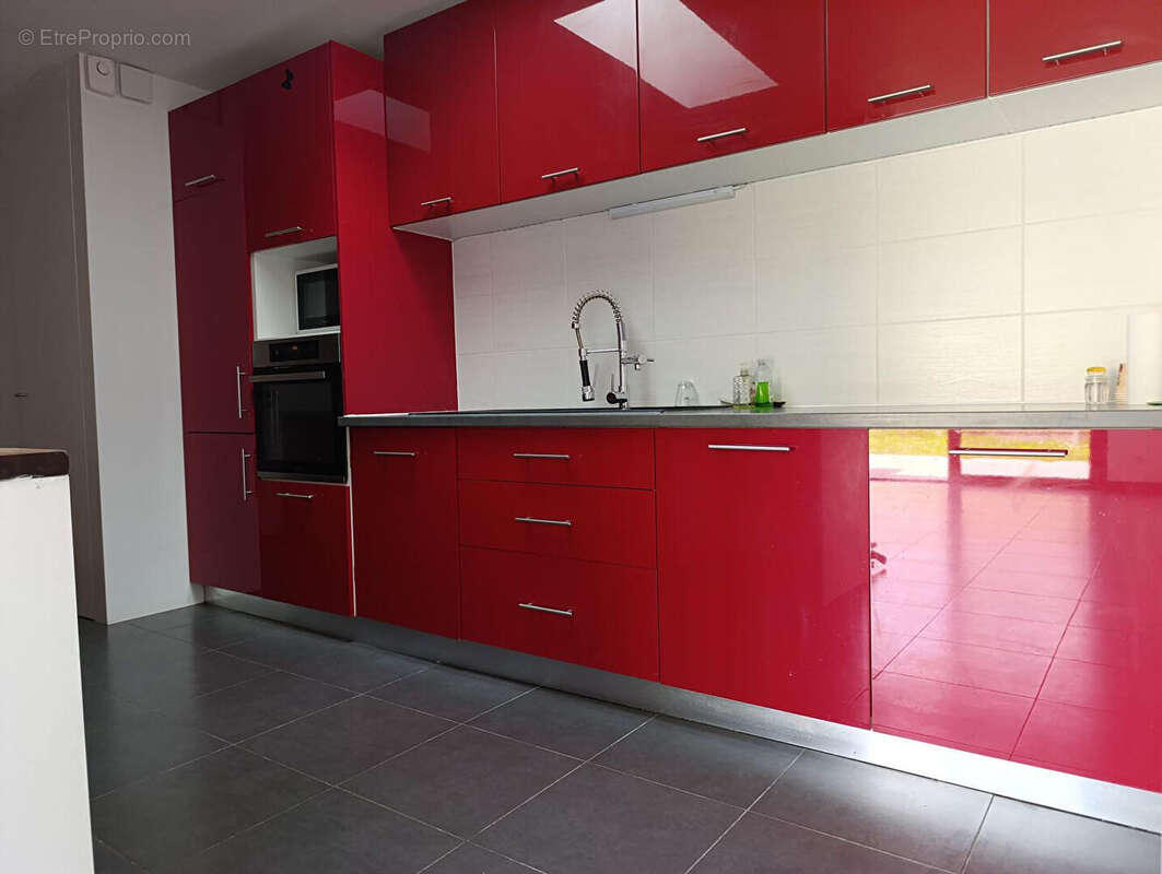 Maison à SAINT-SEBASTIEN-SUR-LOIRE