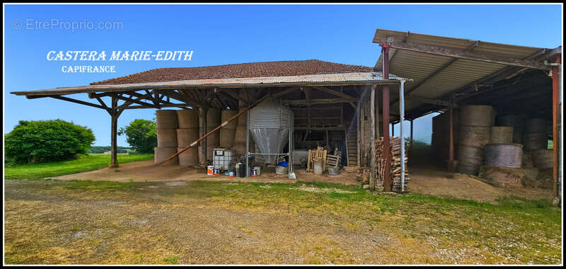 Maison à VIC-FEZENSAC