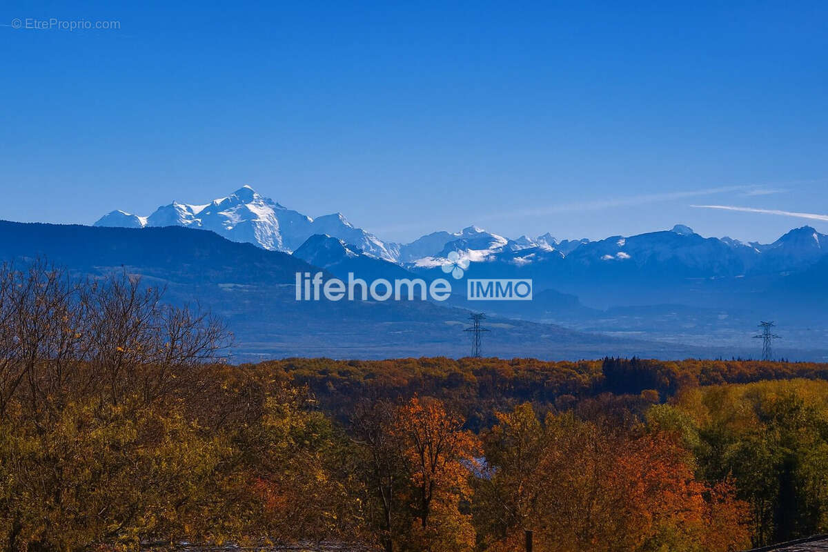 Appartement à DIVONNE-LES-BAINS