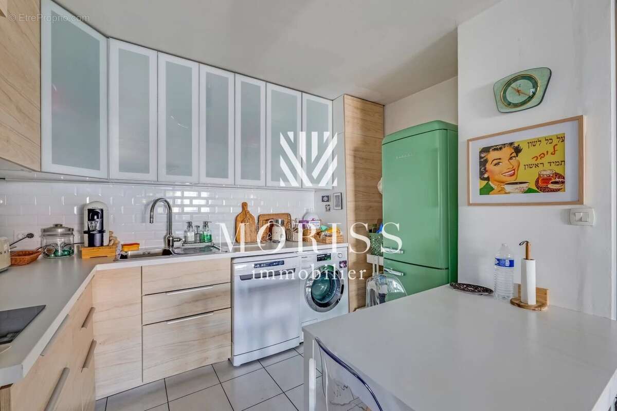 Appartement à PARIS-19E