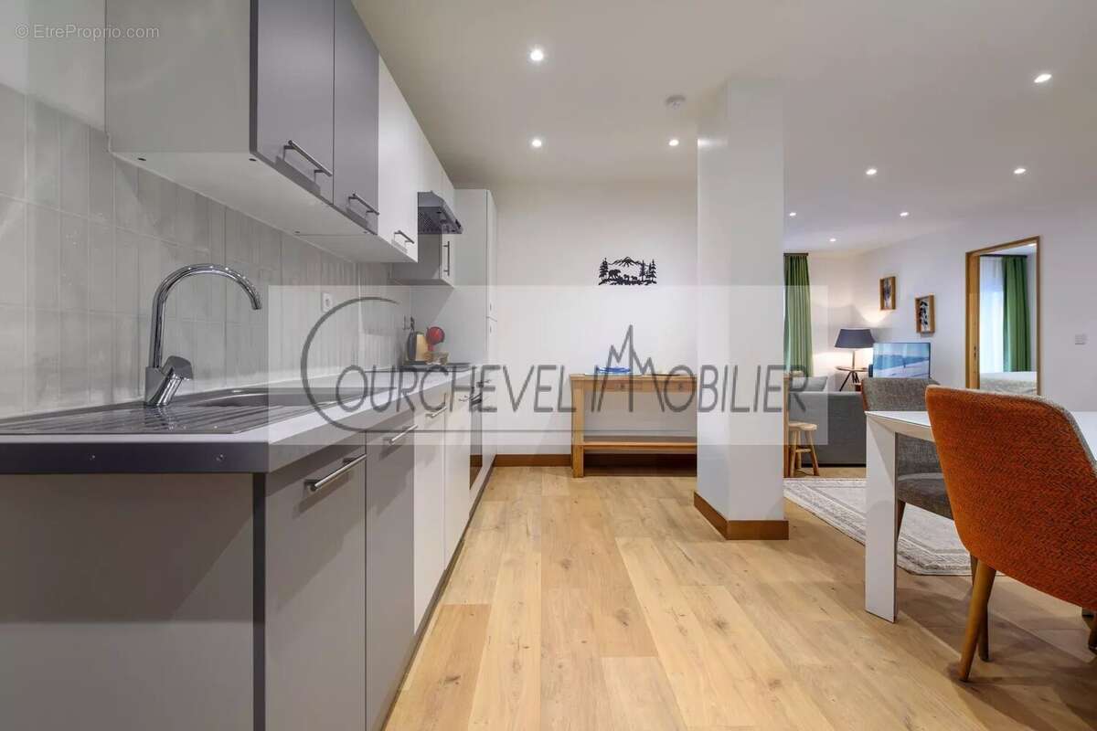 Appartement à BRIDES-LES-BAINS