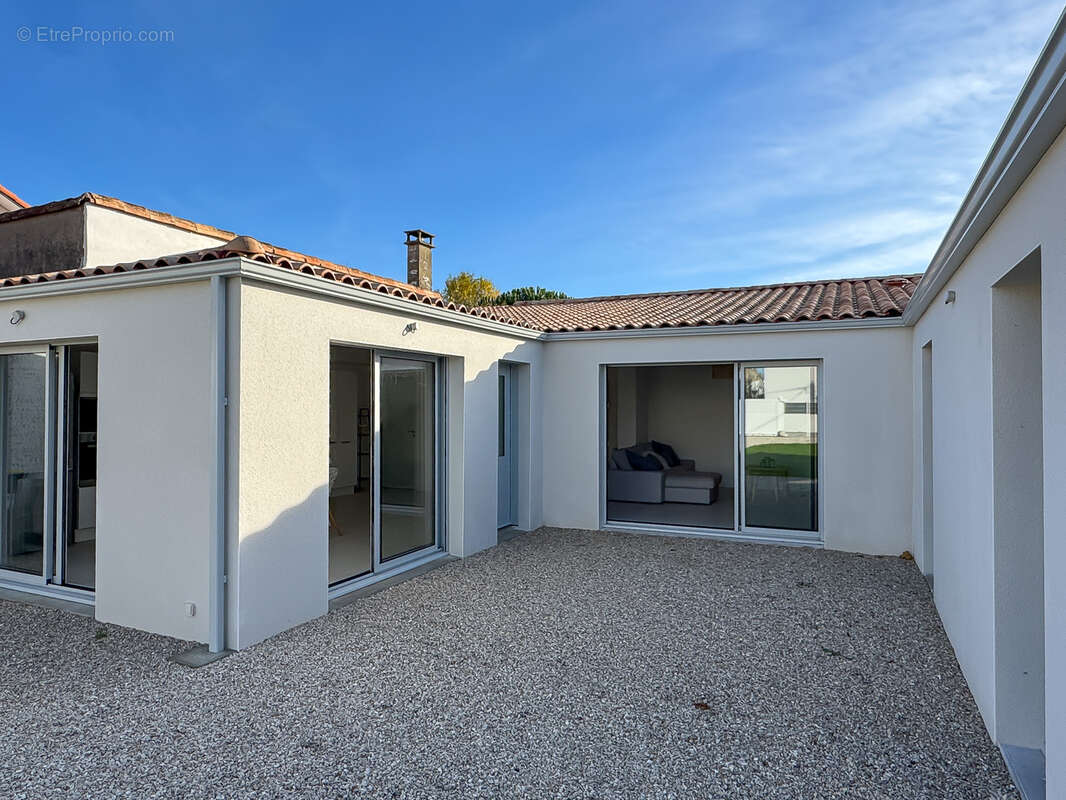 Maison à SAINT-PALAIS-SUR-MER