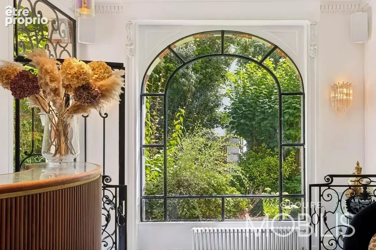 NEUILLY-SUR-SEINE - DUPLEX- 236m2-8 Pièces-5 Chambres- Jardin -3 Terrasses- Balcon - photo 9