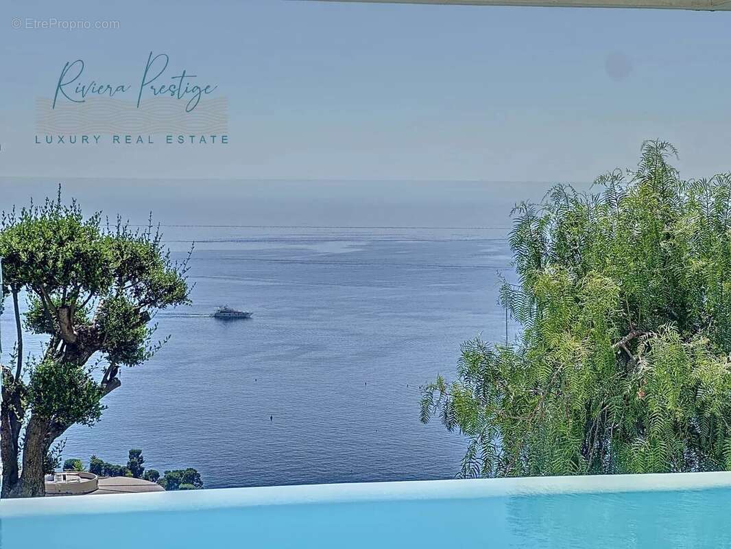 Appartement à BEAUSOLEIL