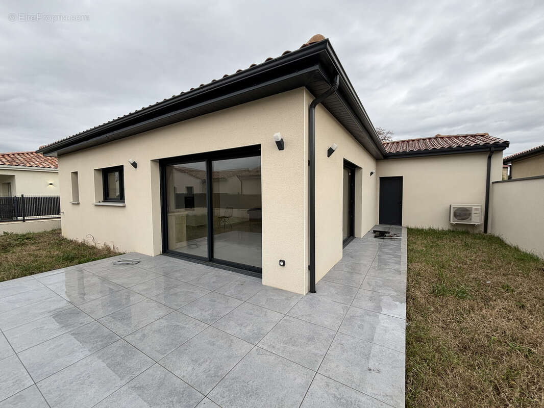 Maison à ROMANS-SUR-ISERE