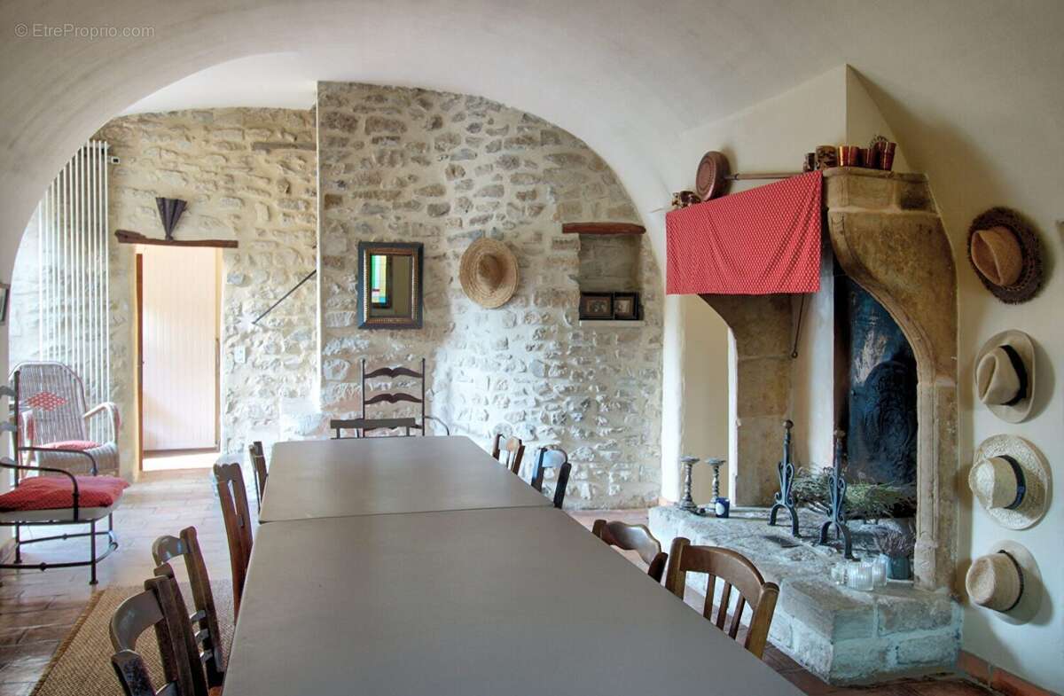 Maison à VAISON-LA-ROMAINE