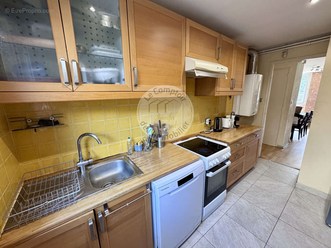 Appartement à MARSEILLE-9E