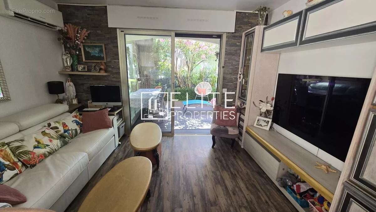 Appartement à LE CANNET