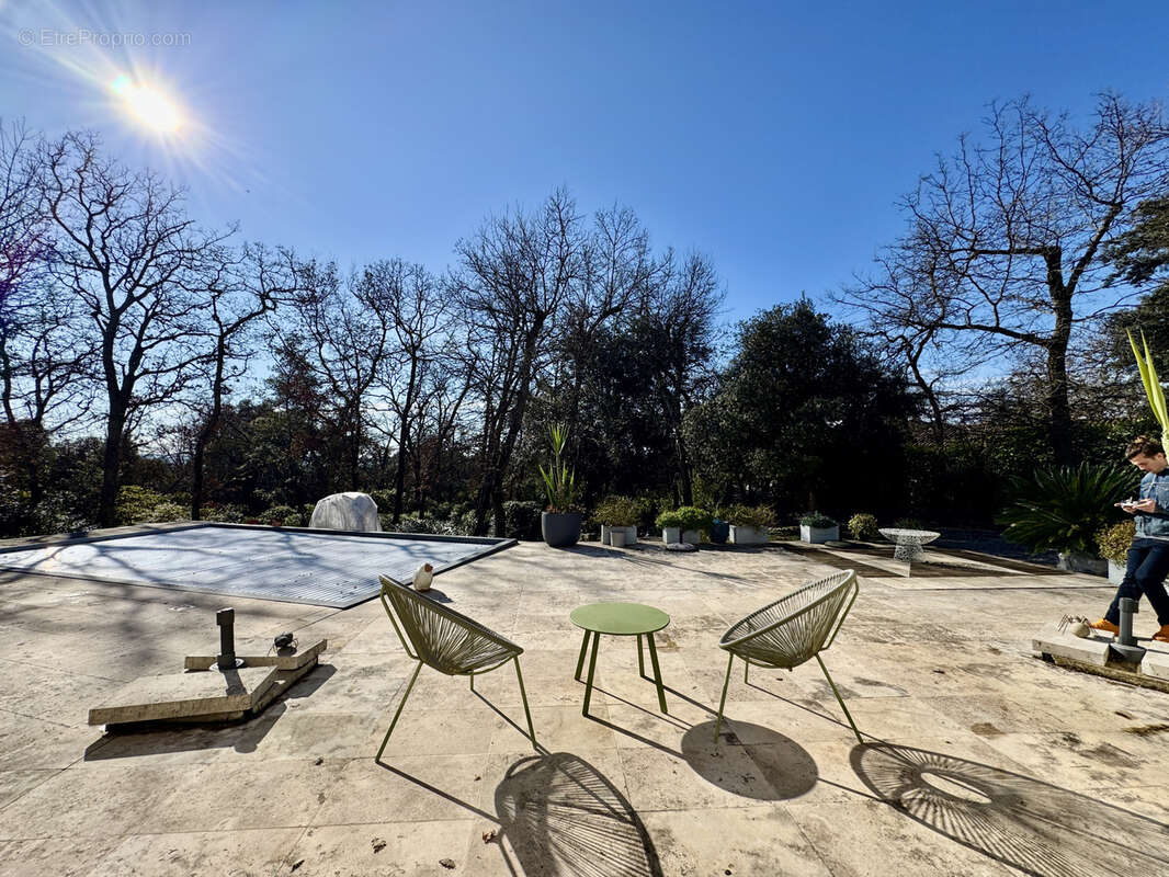 Maison à AUBUSSARGUES