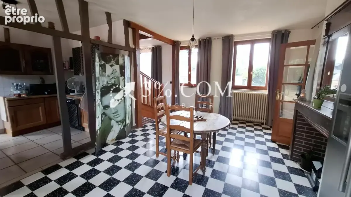 Entre Oisemont et Senarpont : Maison de Maître à finir de ré - photo 2