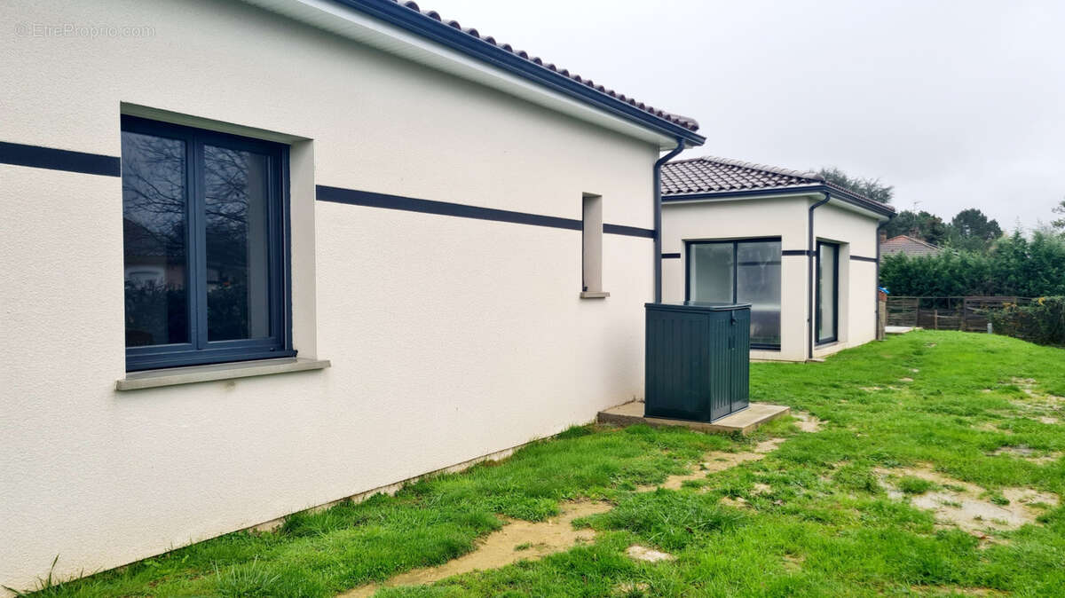 Maison à MONTPON-MENESTEROL