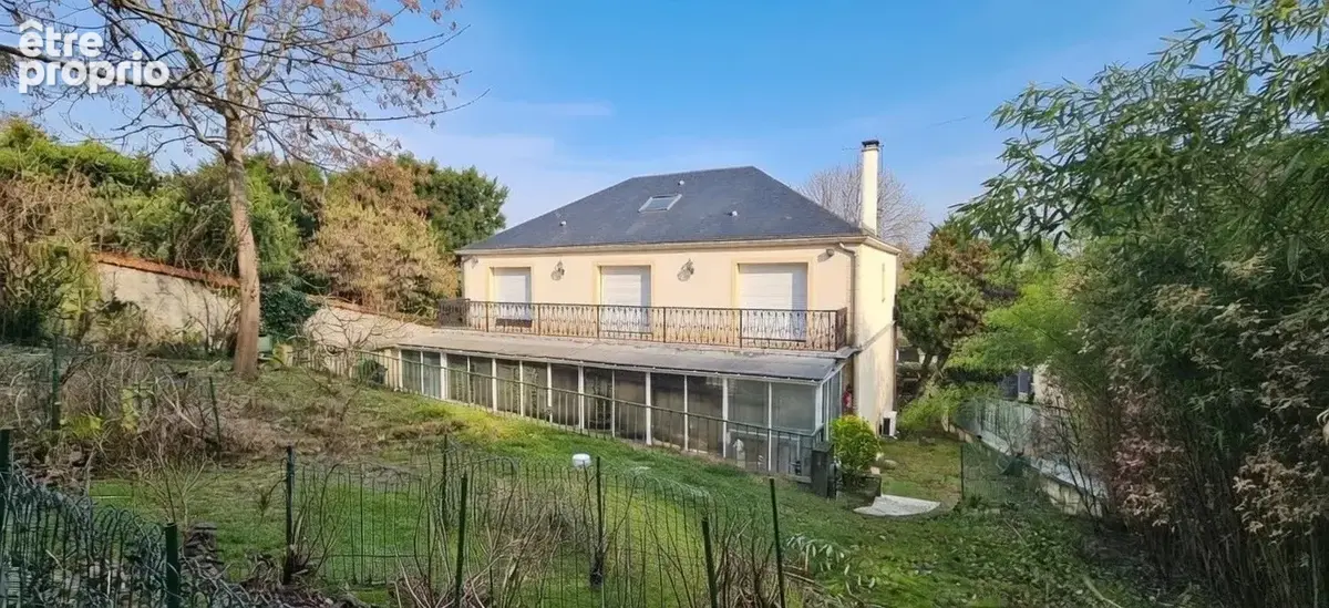 Grande maison familiale lumineuse avec jardin plein Sud et garage - photo 2