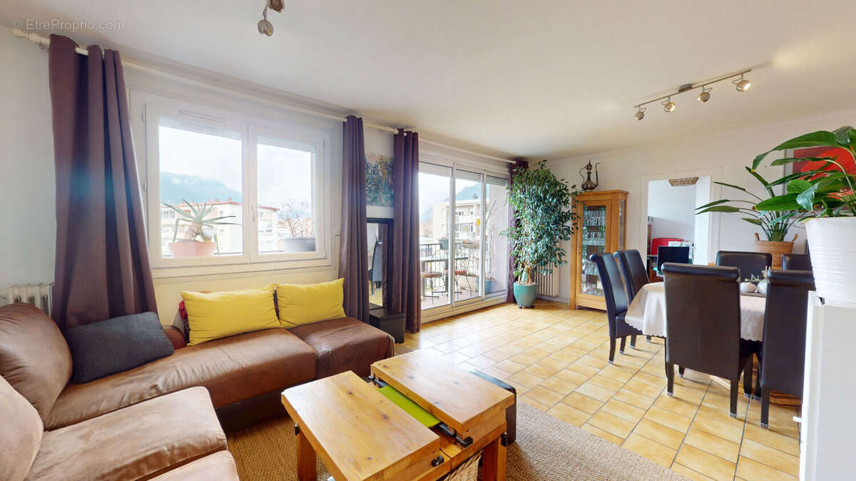 Appartement à GRENOBLE