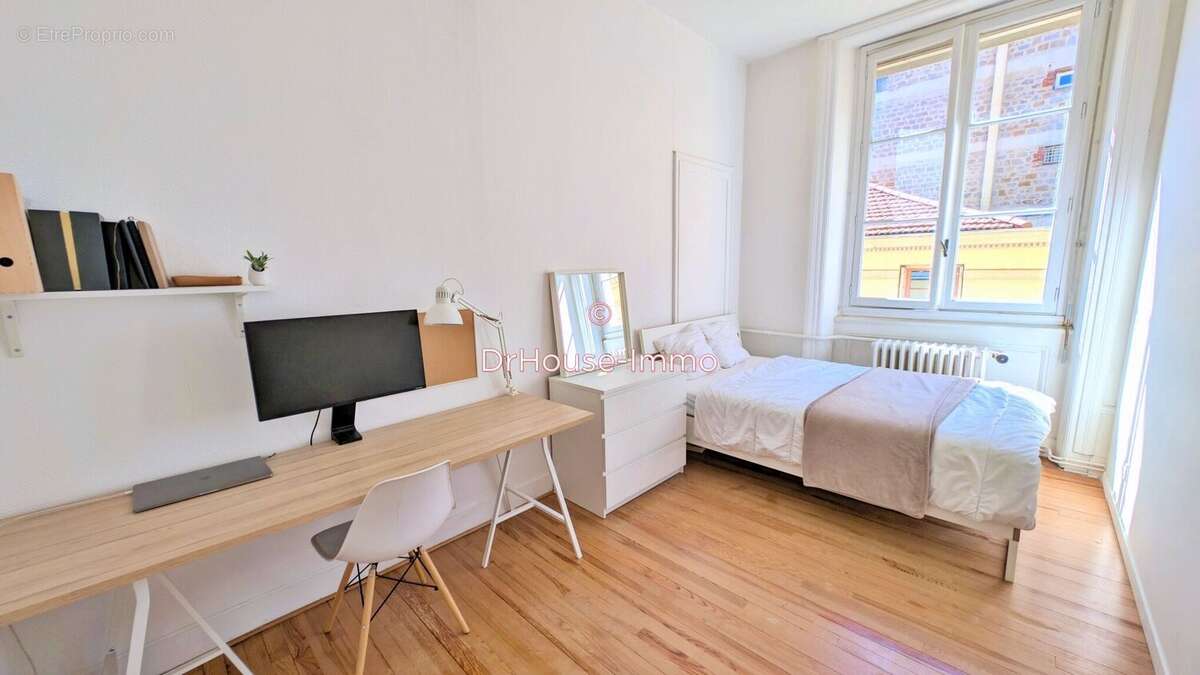 Appartement 105 m² à Saint-Etienne  - photo 50