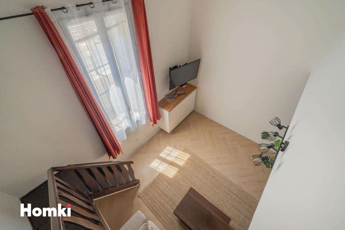 Appartement à MARSEILLE-2E