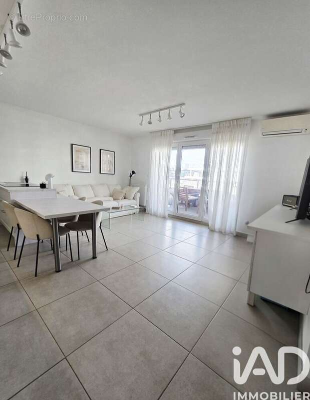 Photo 6 - Appartement à MARSEILLE-12E